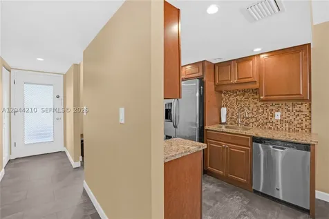 2901 NW 48th Avenue Lauderdale Lakes FL 33313