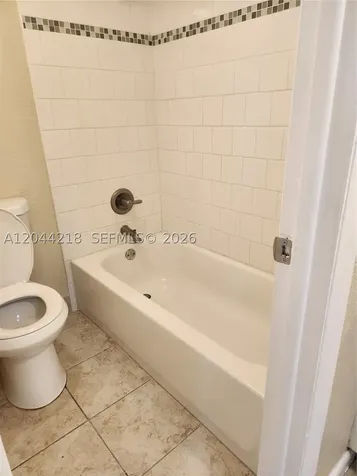 802 NW 87th Avenue Miami FL 33172