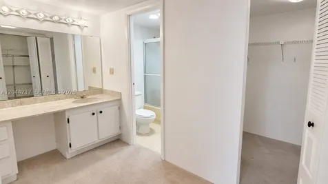 20301 W Country Club Drive Aventura FL 33180