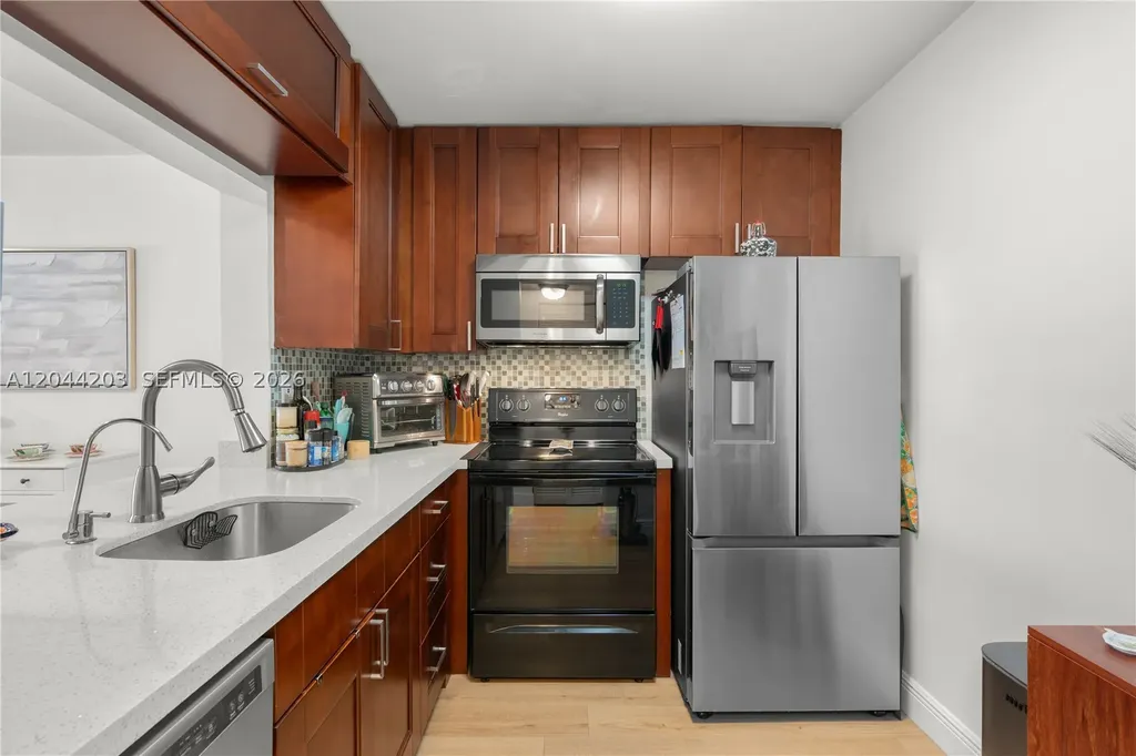4161 NW 90th Avenue Coral Springs FL 33065