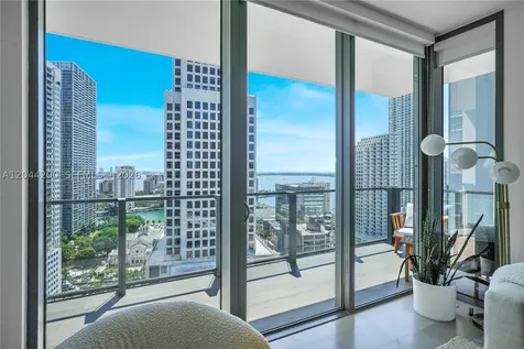 68 SE 6th Street Miami FL 33131