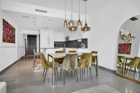 68 SE 6th Street Miami FL 33131