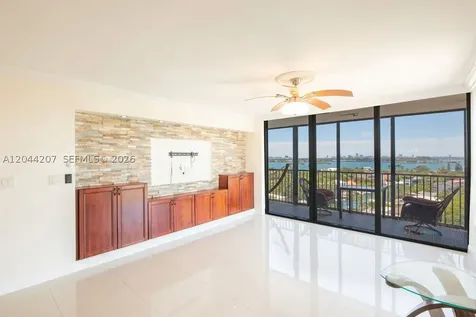 2500 NE 135th Street North Miami FL 33181
