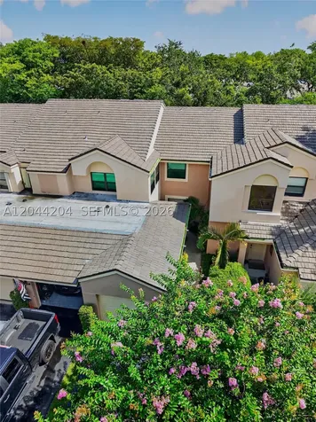 73 NW 98th Terrace Plantation FL 33324