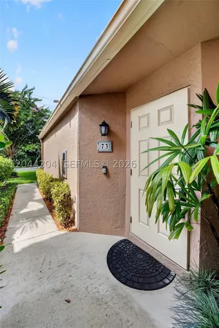 73 NW 98th Terrace Plantation FL 33324