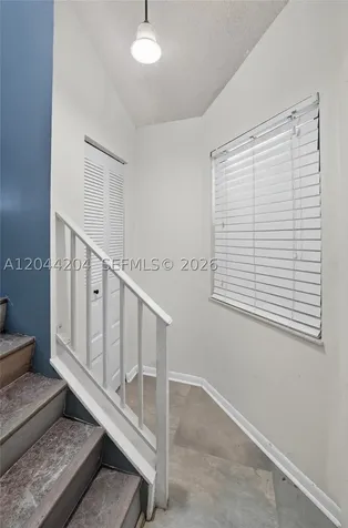 73 NW 98th Terrace Plantation FL 33324