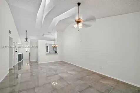73 NW 98th Terrace Plantation FL 33324