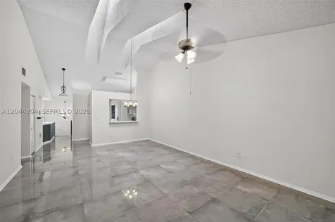 73 NW 98th Terrace Plantation FL 33324