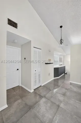 73 NW 98th Terrace Plantation FL 33324