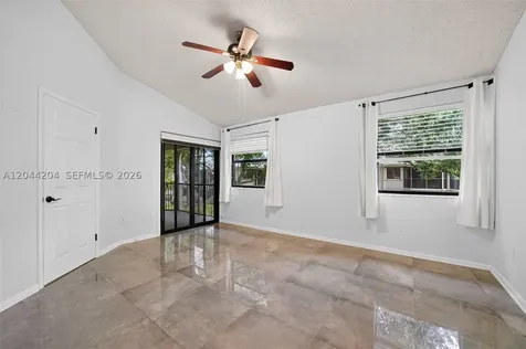 73 NW 98th Terrace Plantation FL 33324