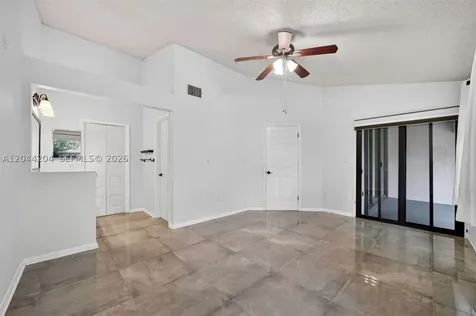 73 NW 98th Terrace Plantation FL 33324