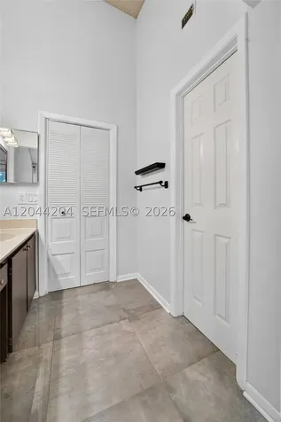73 NW 98th Terrace Plantation FL 33324
