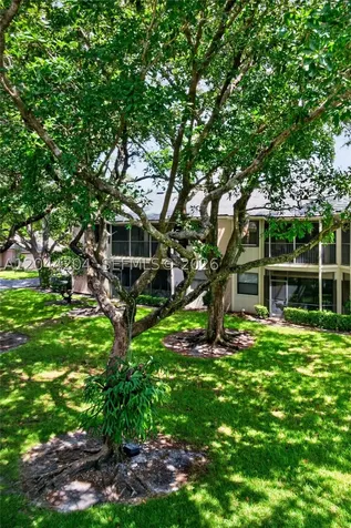 73 NW 98th Terrace Plantation FL 33324