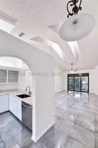 73 NW 98th Terrace Plantation FL 33324