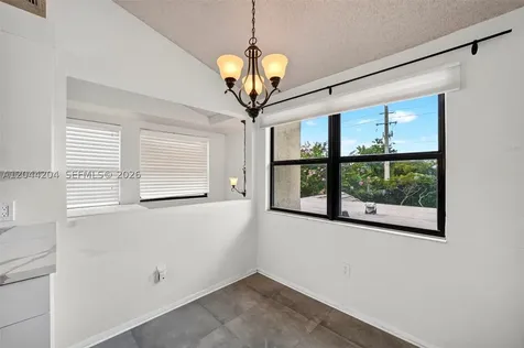 73 NW 98th Terrace Plantation FL 33324