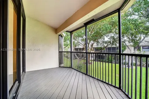 73 NW 98th Terrace Plantation FL 33324
