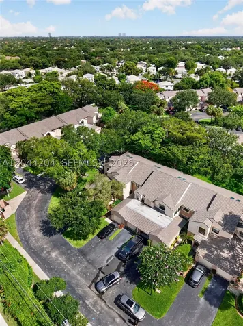 73 NW 98th Terrace Plantation FL 33324