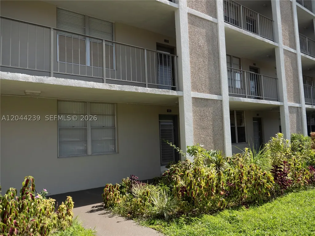 2998 NW 48th Terrace Lauderdale Lakes FL 33313