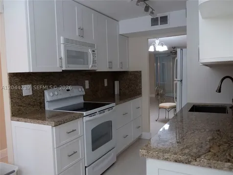 2998 NW 48th Terrace Lauderdale Lakes FL 33313
