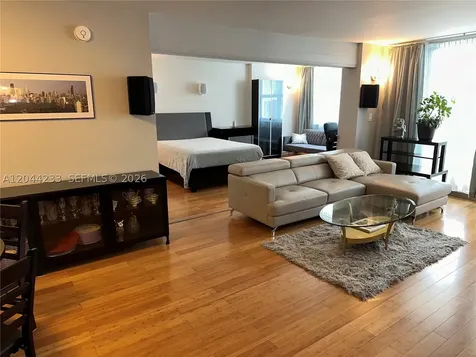 6039 Collins Avenue Miami Beach FL 33140