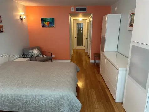 6039 Collins Avenue Miami Beach FL 33140