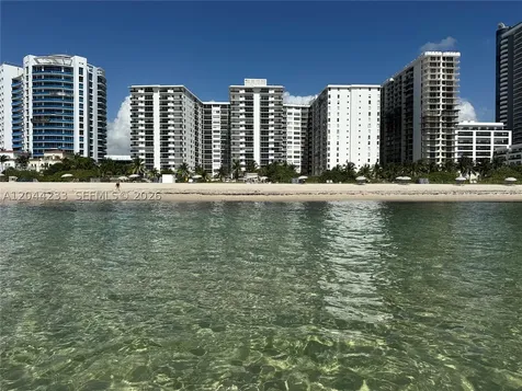 6039 Collins Avenue Miami Beach FL 33140