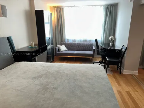 6039 Collins Avenue Miami Beach FL 33140