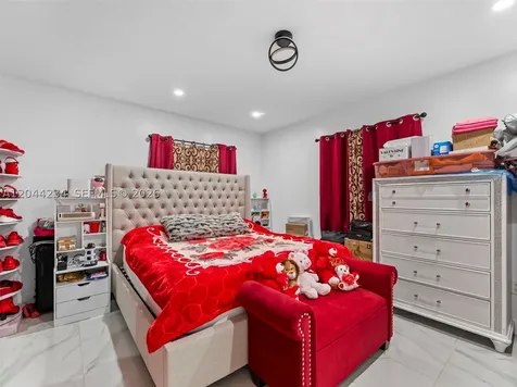 1215 Kasim Street Opa-Locka FL 33054