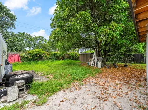 1215 Kasim Street Opa-Locka FL 33054