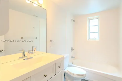 1011 Bay Drive Miami Beach FL 33141