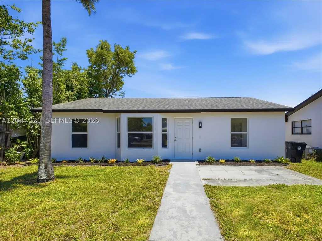 1229 18th Avenue N Lake Worth FL 33460