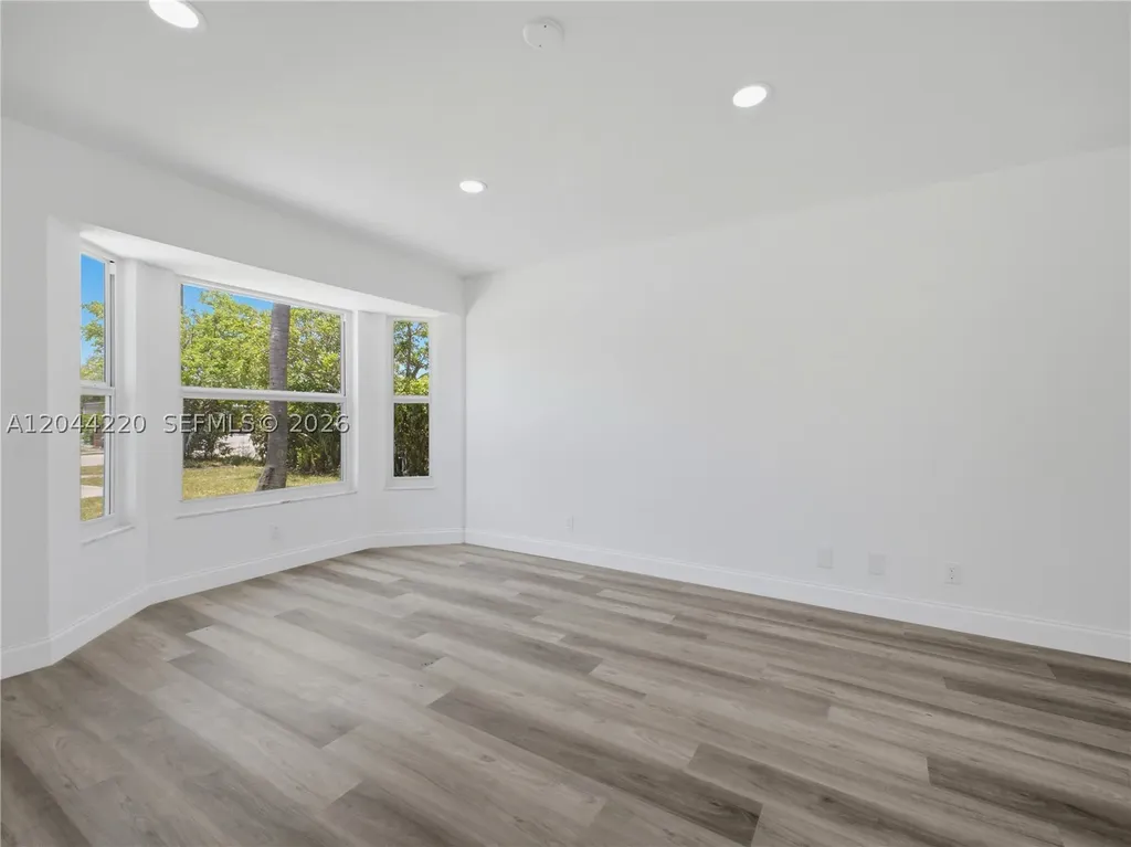 1229 18th Avenue N Lake Worth FL 33460
