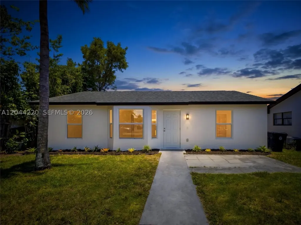 1229 18th Avenue N Lake Worth FL 33460