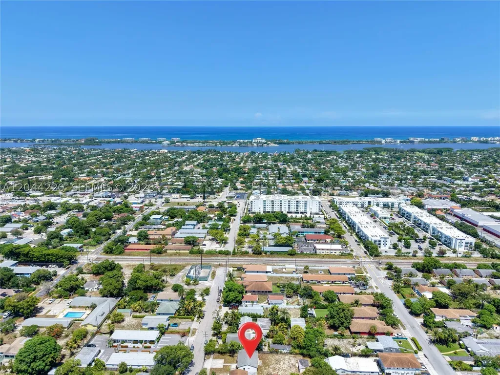 1229 18th Avenue N Lake Worth FL 33460