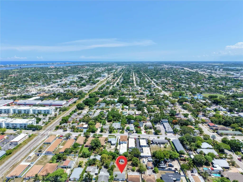 1229 18th Avenue N Lake Worth FL 33460