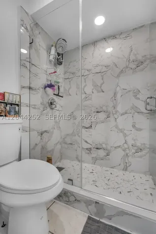 8186 NW 98th Terrace Hialeah Gardens FL 33016
