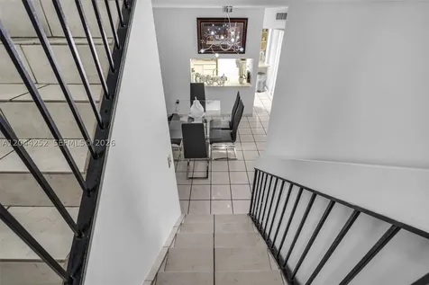 8186 NW 98th Terrace Hialeah Gardens FL 33016