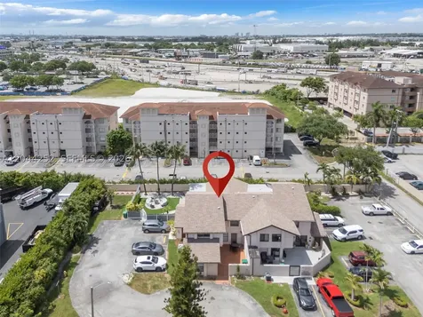 8186 NW 98th Terrace Hialeah Gardens FL 33016