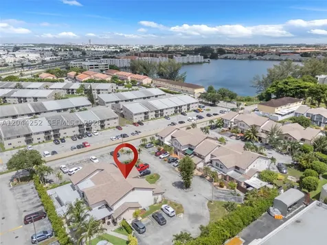 8186 NW 98th Terrace Hialeah Gardens FL 33016