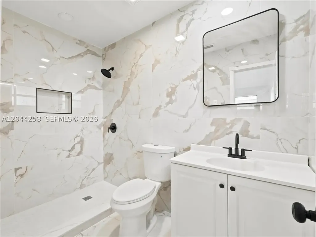 3246 Buchanan Street Hollywood FL 33021