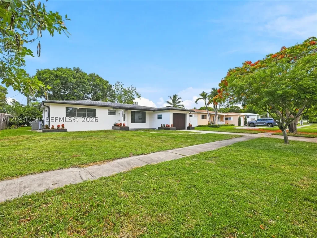 3246 Buchanan Street Hollywood FL 33021