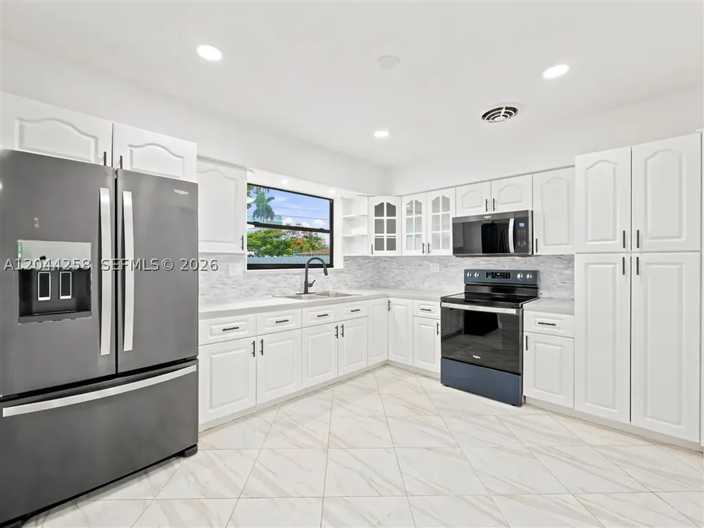 3246 Buchanan Street Hollywood FL 33021