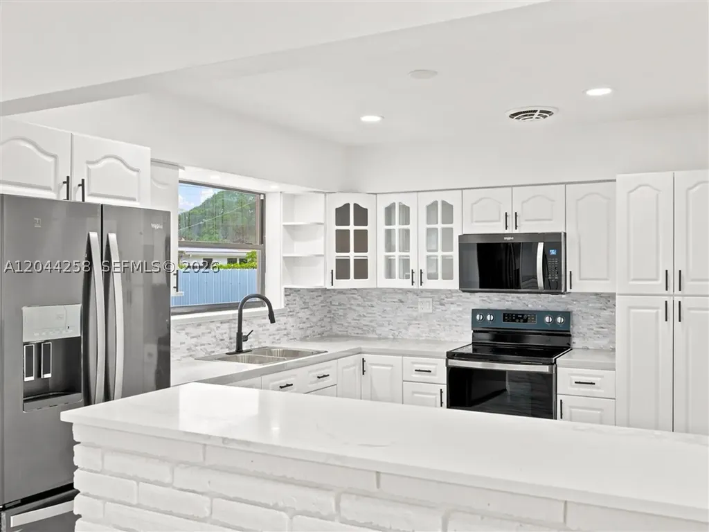 3246 Buchanan Street Hollywood FL 33021