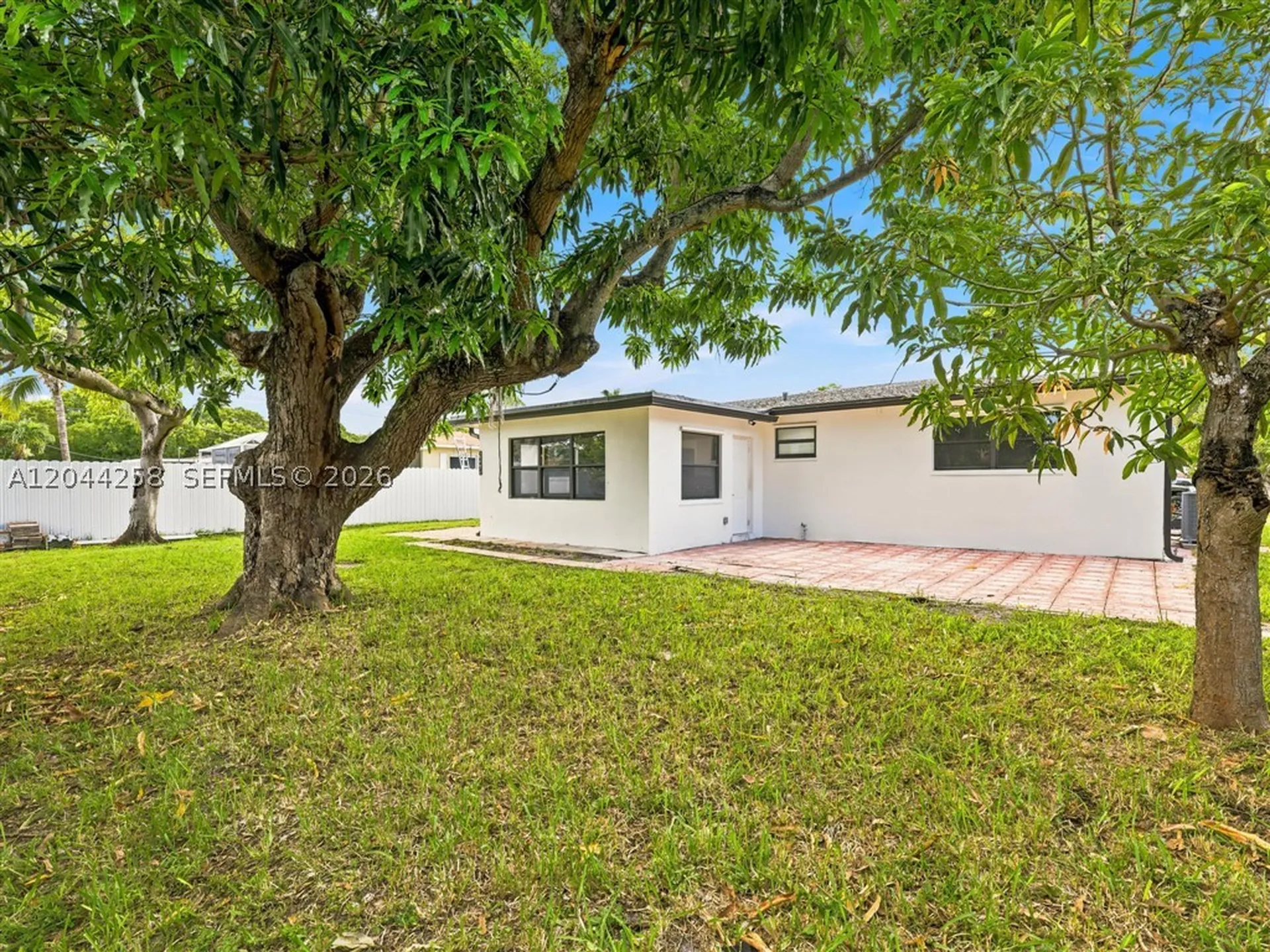 3246 Buchanan Street Hollywood FL 33021