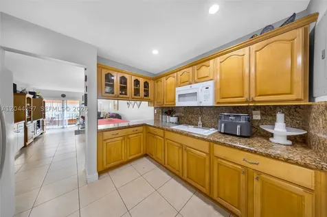 1950 W 54th Street Hialeah FL 33012