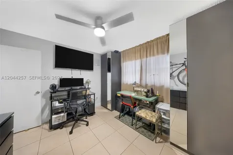 1950 W 54th Street Hialeah FL 33012