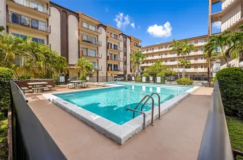 1950 W 54th Street Hialeah FL 33012