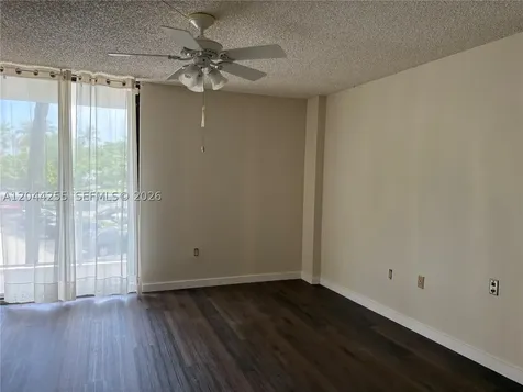 3701 N Country Club Drive Aventura FL 33180
