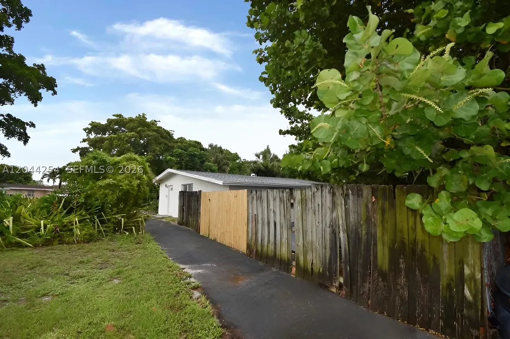 2800 Davie Boulevard Fort Lauderdale FL 33312