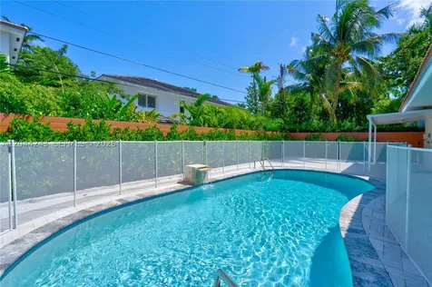 773 Woodcrest Road Key Biscayne FL 33149